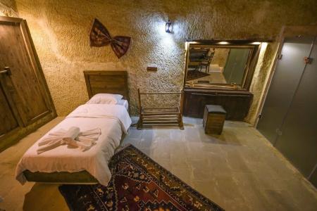 Seraphim Cave - 26