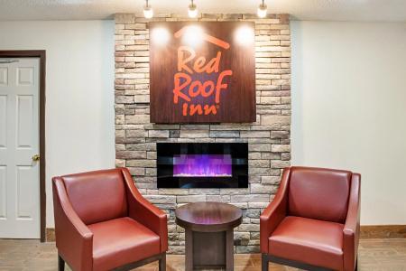 Red Roof Inn Indianapolis East - 10