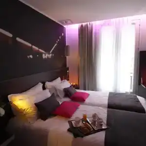Hôtel Lumières Montmartre Paris - 16