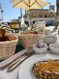 Camel Dive Club & - Boutique - 10