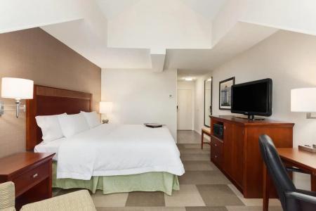 Hampton Inn - Colchester - 55