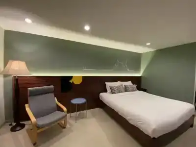 The Royal Bee Aparthotel - 26