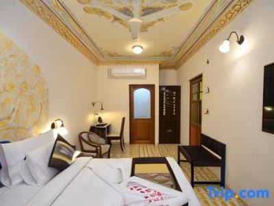 Nirbana Palace - A Heritage and Spa - 63