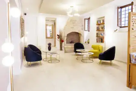 Casa Moazzo Suites and - 11