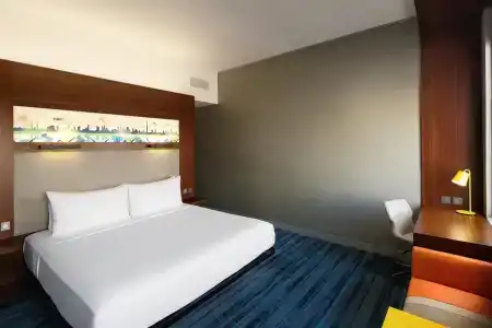 Aloft Dubai South - 6