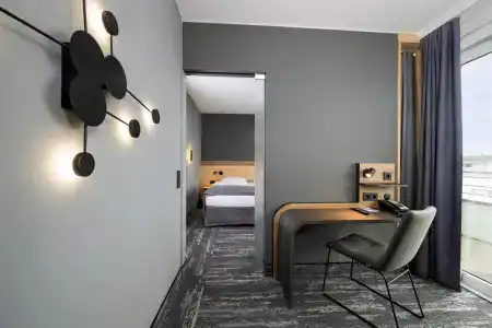 Park Inn by Radisson Papenburg - 160