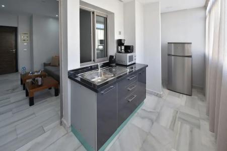 Le Yacht Suites - 24
