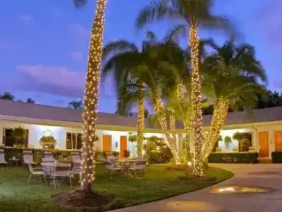 Captiva Beach (open private beach access) - 21