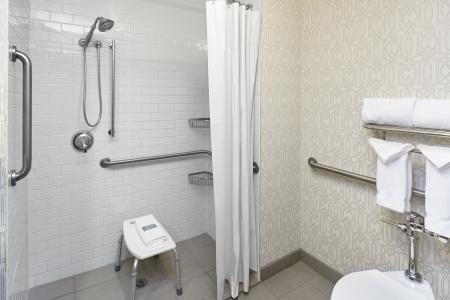 Cass - a Holiday Inn Express At Magnificent Mile, An Ihg Hotel - 17