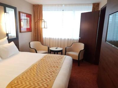Nash Suites Airport - 38
