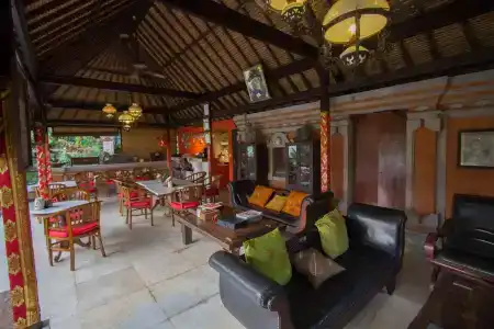 Lodtunduh Sari - 19