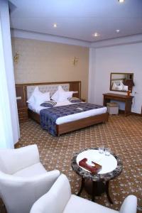 Multi Rest House - 13