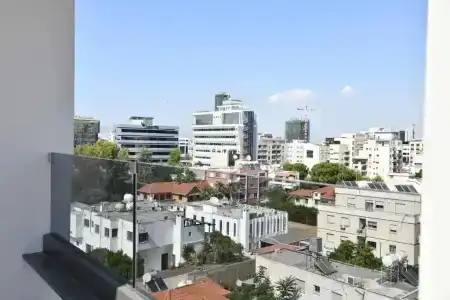 Baz Tower - 42