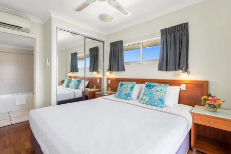 Bay Village Tropical Retreat & - 65