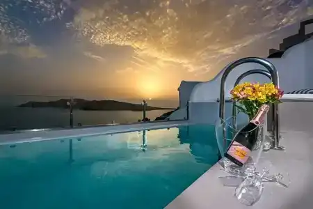 Elite Luxury Suites - 94