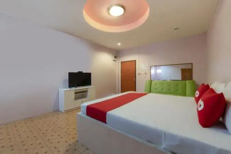 Oyo 1070 Paradise Resort - 28