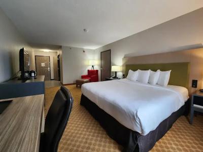 Country Inn & Suites by Radisson, West, KS - 47