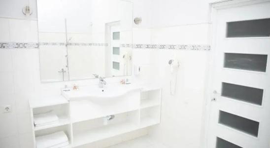 Summit Villa - 8