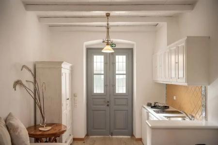 Four Seasons Hydra Luxury Suites - 60