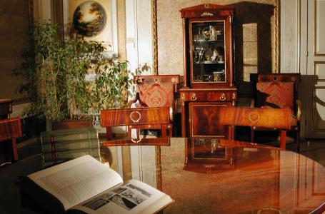 Grand - 1