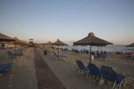 Anissa Beach - 23