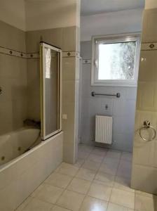 Saint Elena Boutique - 102