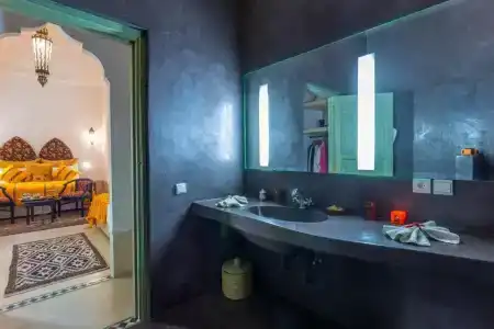 Riad Azahar - 79