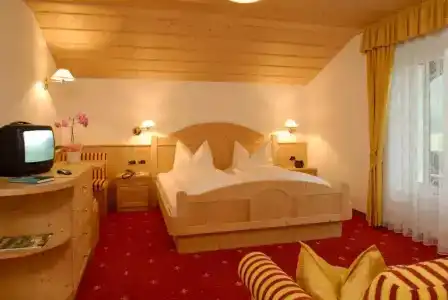 Garni Waltoy - 22