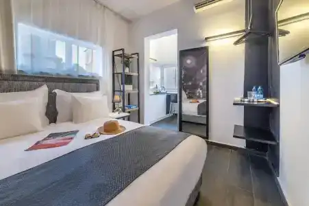 Dizengoff Avenue Boutique - 28