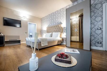 Martelli 6 Suite & - 58