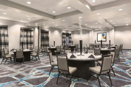Embassy Suites Orlando - Airport - 34