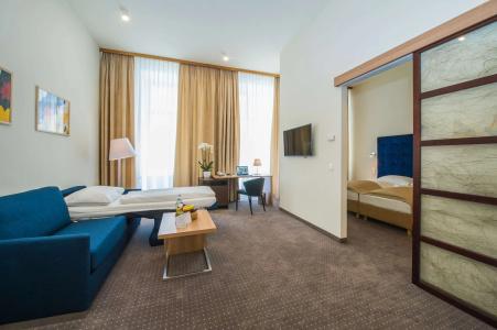 HiLight Suites - 33