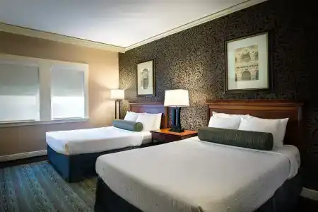 The Whitehall Houston - 3
