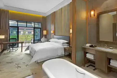 Sheraton Grand Hangzhou Wetland Park Resort - 40