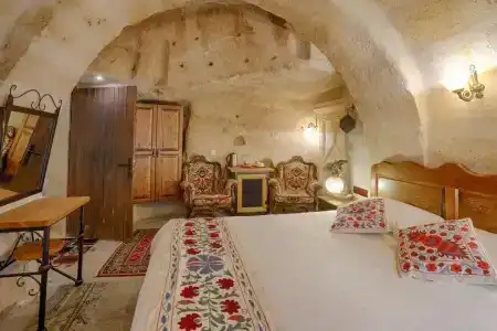 Tulip Cave Suites - 53