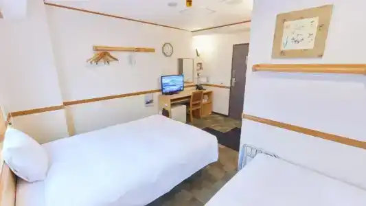 Toyoko Inn Keio sen Hashimoto eki Kita guchi - 81