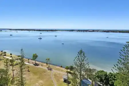 Crystal Bay On The Broadwater - 434