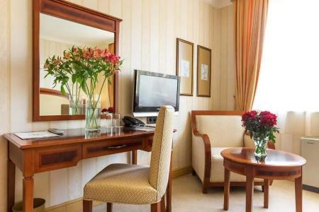Romance & Family Suites - 108
