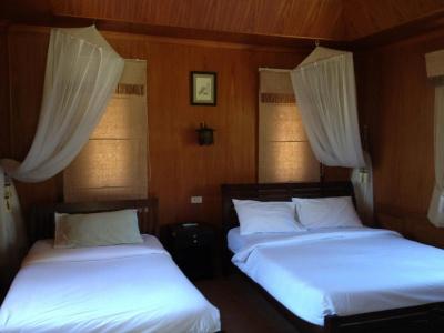 Malibu Beach Bungalows - 19