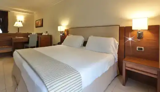Suites & Residence - 31