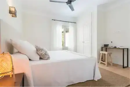 Boutique Hostal Oriola - 46