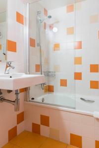 b&b Figueres - 40