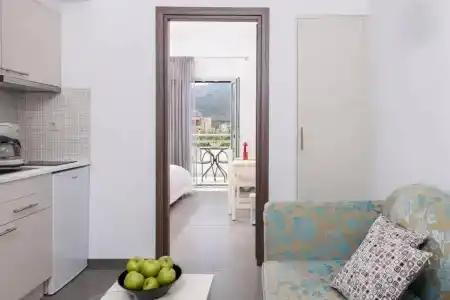 Angela Studios & - 79