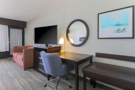 Hampton Inn - 37
