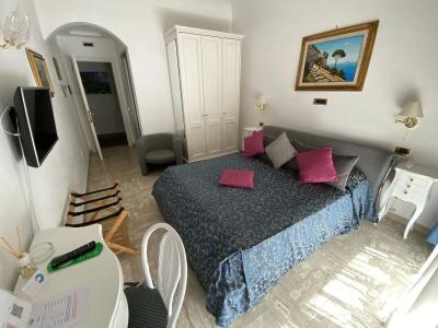 Capri Bougainville - 13
