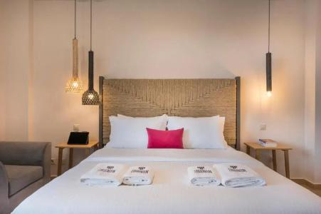 Trianon Luxury  & Suites - 339