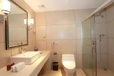 Kunming Wenhui - 7