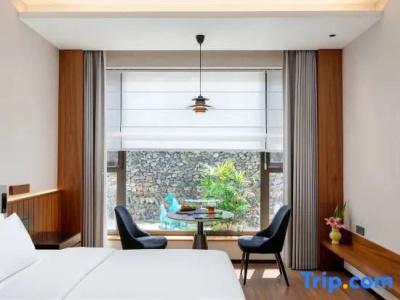 Lijiang Huama - 59