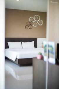 Phavina Rayong Sha Extra Plus - 63