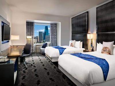 W Dallas - Victory - 20